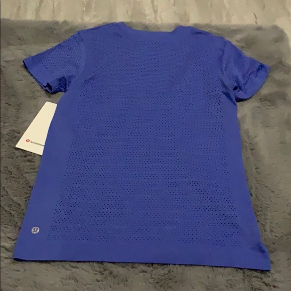 Lululemon SS - Picture 3 of 4